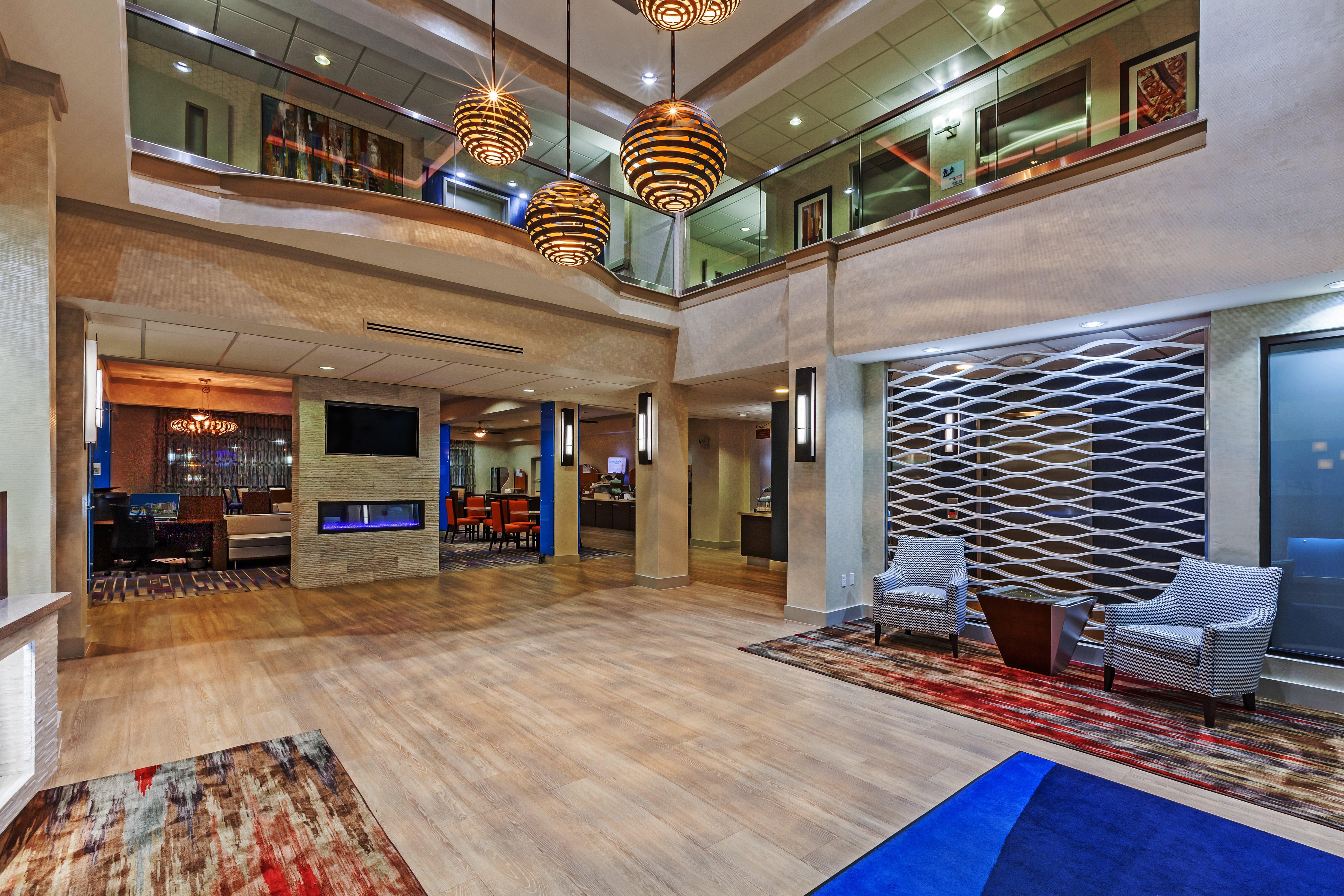 Holiday Inn Express & Suites Houston East By Ihg Exterior foto