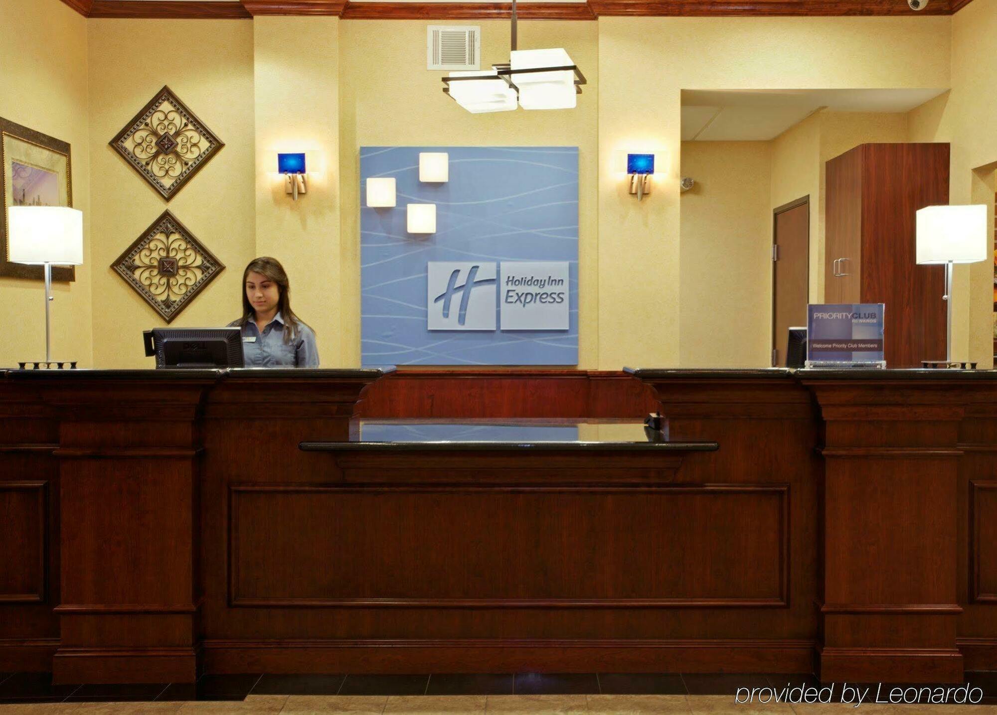 Holiday Inn Express & Suites Houston East By Ihg Interior foto